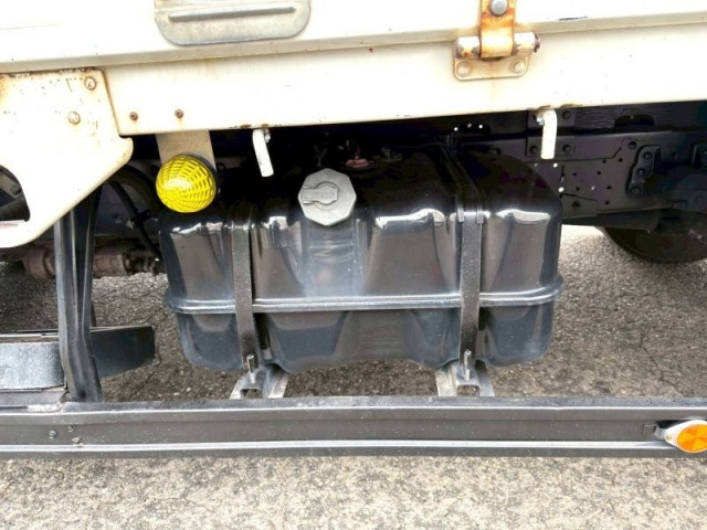 いすゞ フォワード 中型 平ボディ（クレーン付） TKG-FRR90S1(103315) 15枚目