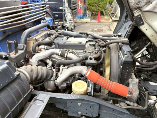 いすゞ フォワード 中型 平ボディ（クレーン付） TKG-FRR90S1(103315) 20枚目