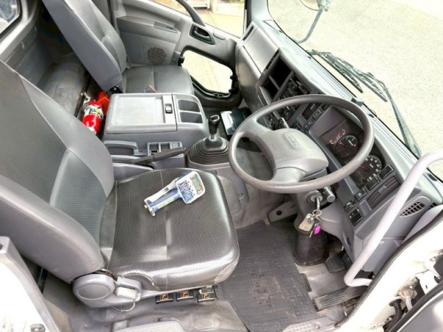 いすゞ フォワード 中型 平ボディ（クレーン付） TKG-FRR90S1(103315) 23枚目