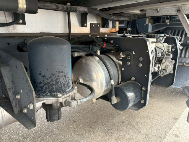 日野 レンジャー 中型 ウィング TKG-FD7JLAG(103316) 25枚目