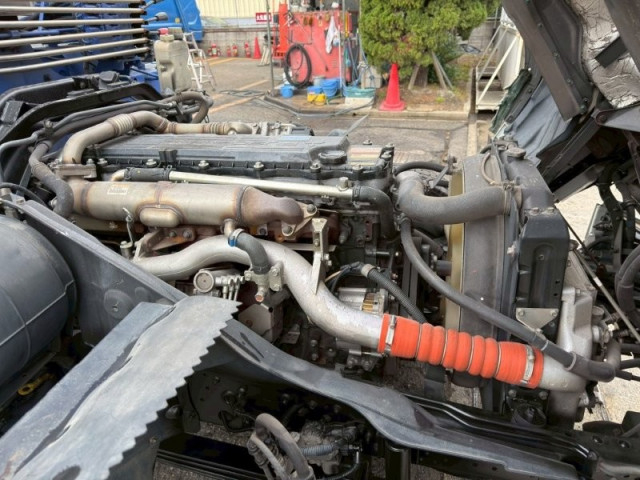 三菱ふそう ファイター 増トン 平ボディ（クレーン付） QKG-FK62FZ(103318) 19枚目