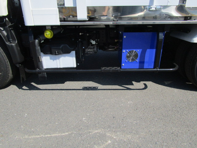 日野 デュトロ 小型 冷蔵冷凍バン 2WG-XZU606N(111646) 36枚目