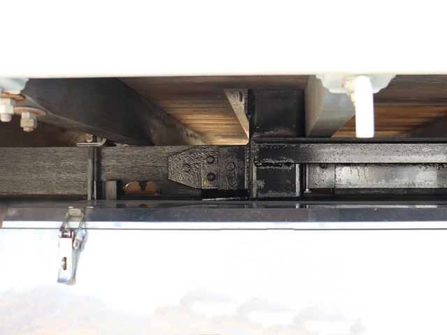 いすゞ フォワード 増トン 平ボディ（クレーン付） LPG-FTR90(83708) 29枚目