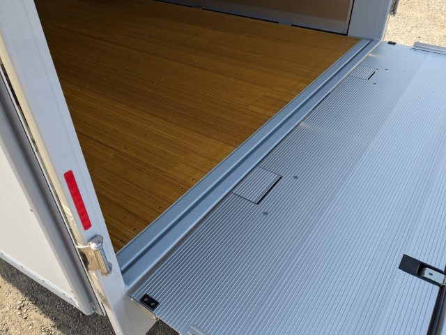 三菱ふそう ファイター 中型 ウィング 2KG-FK65F(103342) 11枚目