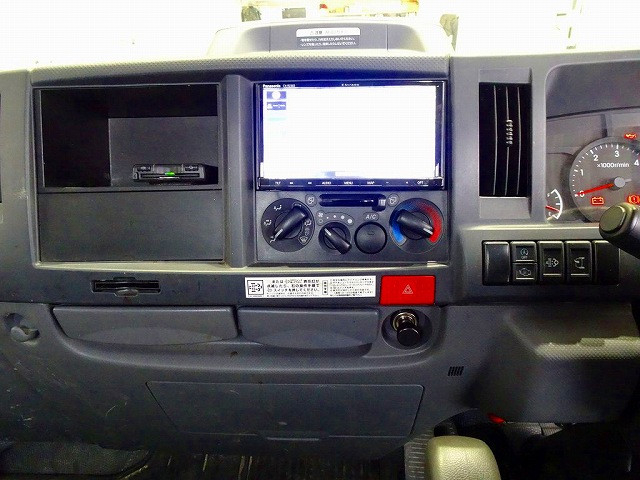 いすゞ エルフ 小型 平ボディ 2RG-NHR88A(103345) 10枚目