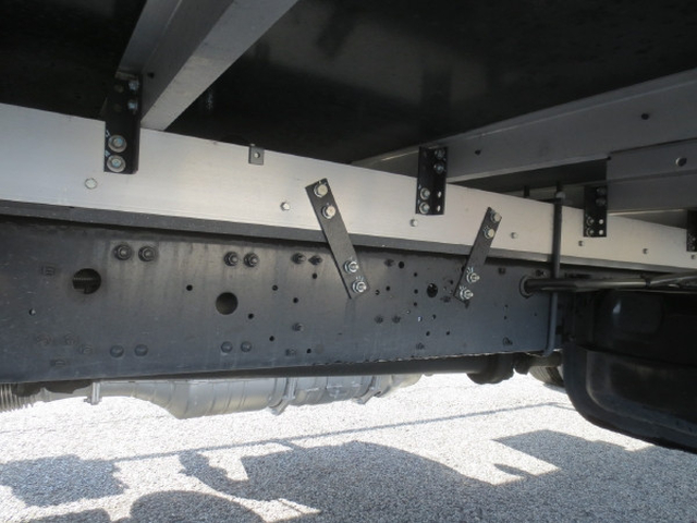 三菱ふそう ファイター 中型 冷蔵冷凍バン 2KG-FK62F(103344) 16枚目