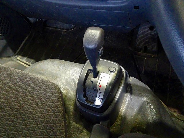 いすゞ エルフ 小型 平ボディ 2RG-NHR88A(103345) 17枚目