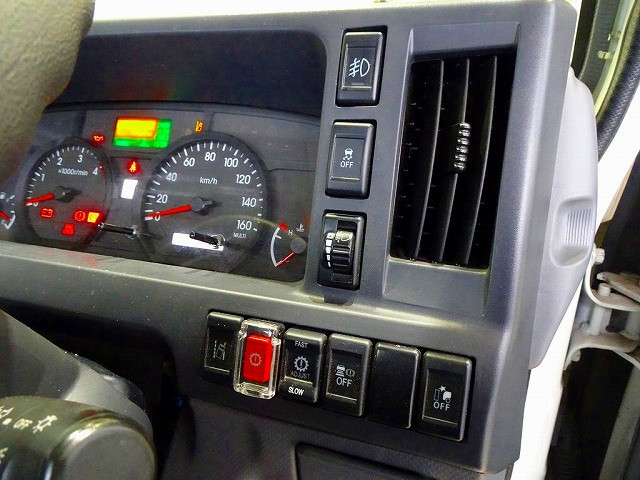 いすゞ エルフ 小型 平ボディ 2RG-NHR88A(103345) 19枚目