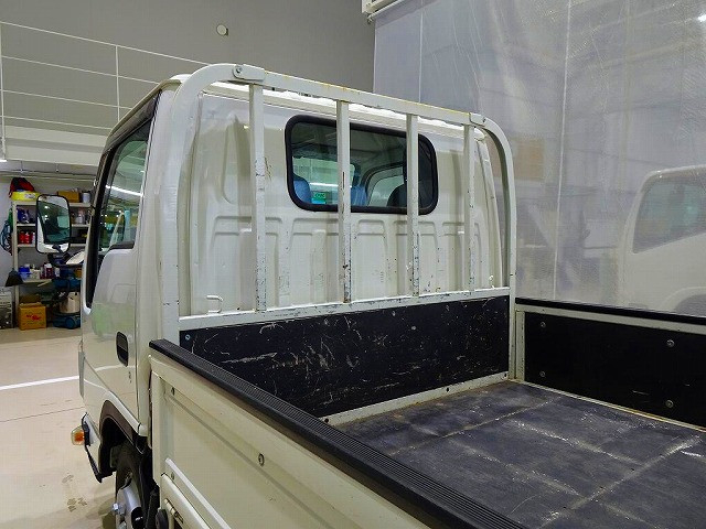 いすゞ エルフ 小型 平ボディ 2RG-NHR88A(103345) 26枚目