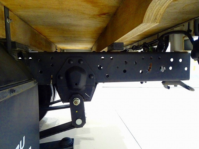 いすゞ エルフ 小型 平ボディ 2RG-NHR88A(103345) 33枚目