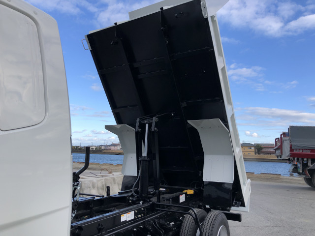 三菱ふそう ファイター 中型 土砂ダンプ 2KG-FK62F(103352) 32枚目