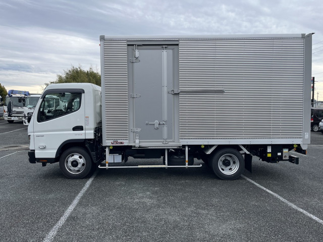 三菱ふそう キャンター 小型 バン 2RG-FEB80(103354) 7枚目