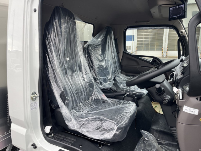 三菱ふそう キャンター 小型 バン 2RG-FEB80(103354) 13枚目