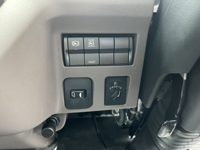 三菱ふそう キャンター 小型 バン 2RG-FEB80(103354) 17枚目