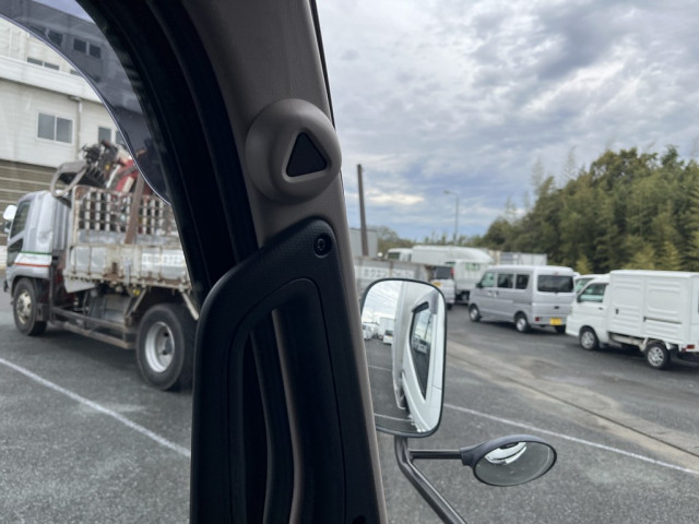 三菱ふそう キャンター 小型 バン 2RG-FEB80(103354) 20枚目