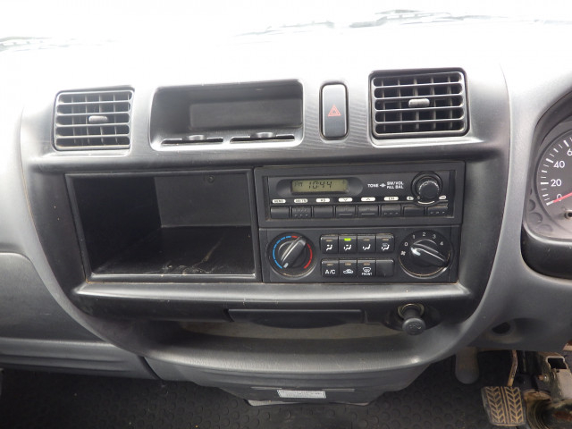 マツダ ボンゴ 小型 平ボディ ABF-SKP2T(103360) 9枚目