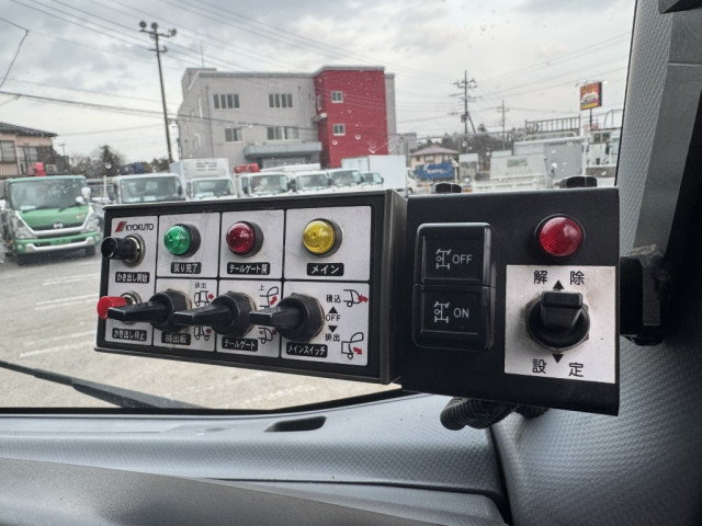 いすゞ エルフ 小型 塵芥車（プレス式） TFG-NMR82ZAN(103359) 37枚目