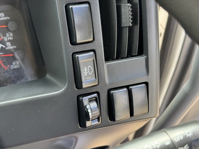 いすゞ フォワード 中型 平ボディ TKG-FRR90S1(103363) 29枚目