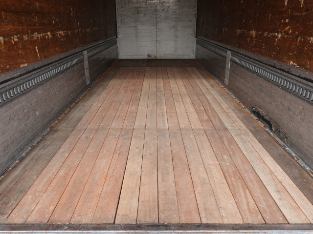 三菱ふそう ファイター 増トン ウィング LKG-FK72FZ(103368) 18枚目