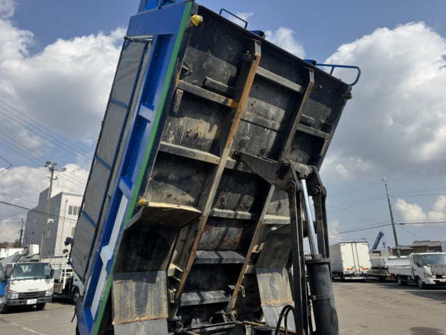 三菱ふそう ファイター 増トン 土砂ダンプ QKG-FK62FZ(103370) 13枚目