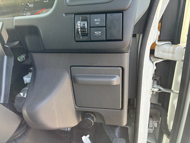 いすゞ エルフ 小型 キャリアカー 2RG-NPR88AM(103382) 34枚目