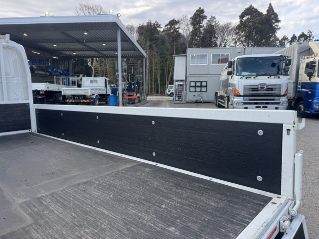 いすゞ エルフ 小型 平ボディ 2TG-NJR88AF(103384) 11枚目