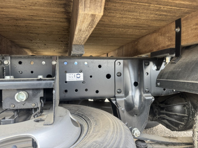 いすゞ エルフ 小型 平ボディ 2TG-NJR88AF(103384) 18枚目