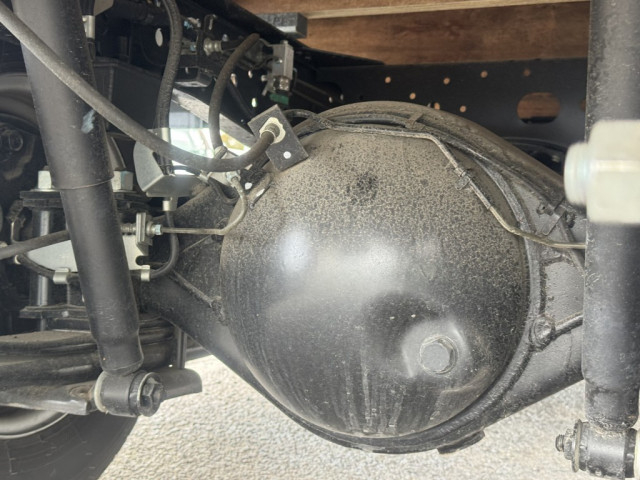 いすゞ エルフ 小型 平ボディ 2TG-NJR88AF(103384) 19枚目