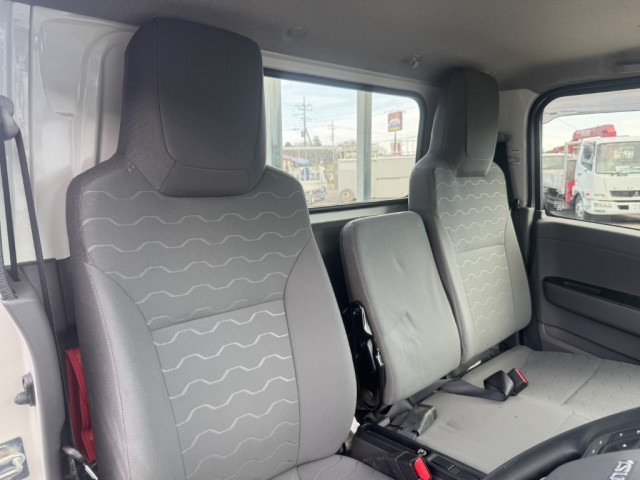 いすゞ エルフ 小型 平ボディ 2TG-NJR88AF(103384) 21枚目