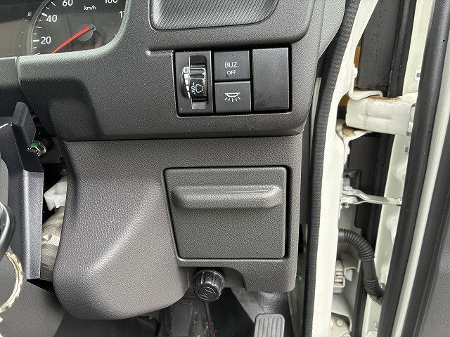 いすゞ エルフ 小型 キャリアカー 2RG-NPR88AM(103383) 33枚目