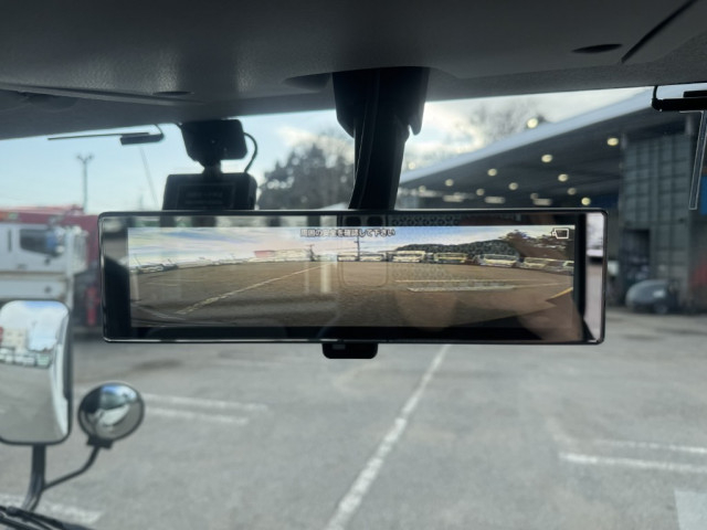 いすゞ エルフ 小型 平ボディ 2TG-NJR88AF(103384) 32枚目