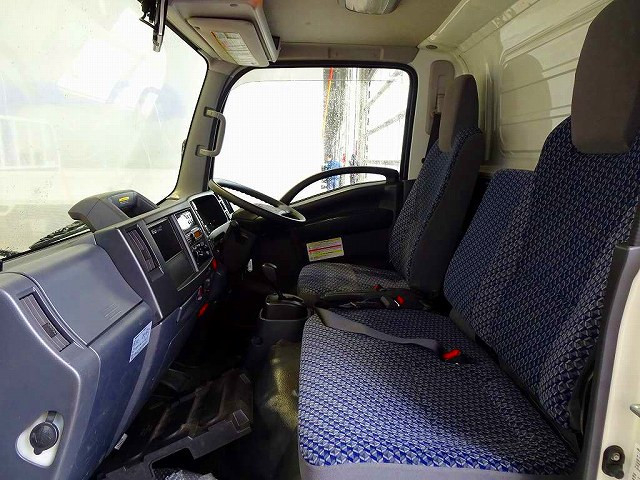 いすゞ エルフ 小型 冷蔵冷凍バン 2RG-NMR88AN(103386) 8枚目