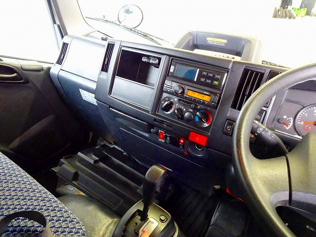 いすゞ エルフ 小型 冷蔵冷凍バン 2RG-NMR88AN(103386) 9枚目