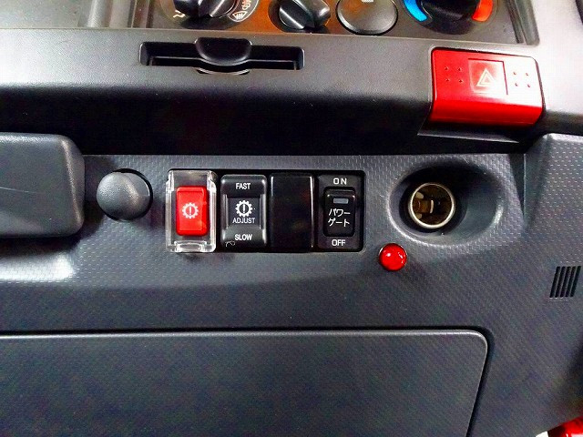 いすゞ エルフ 小型 冷蔵冷凍バン 2RG-NMR88AN(103386) 13枚目