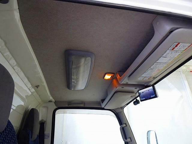 いすゞ エルフ 小型 冷蔵冷凍バン 2RG-NMR88AN(103386) 17枚目