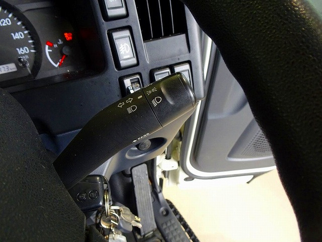 いすゞ エルフ 小型 冷蔵冷凍バン 2RG-NMR88AN(103386) 22枚目