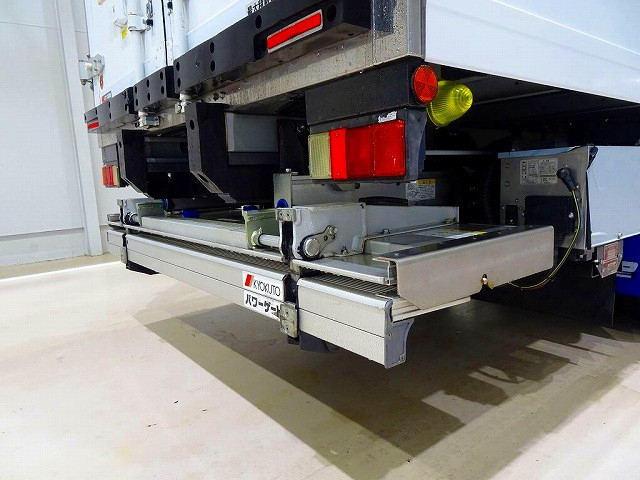 いすゞ エルフ 小型 冷蔵冷凍バン 2RG-NMR88AN(103386) 33枚目