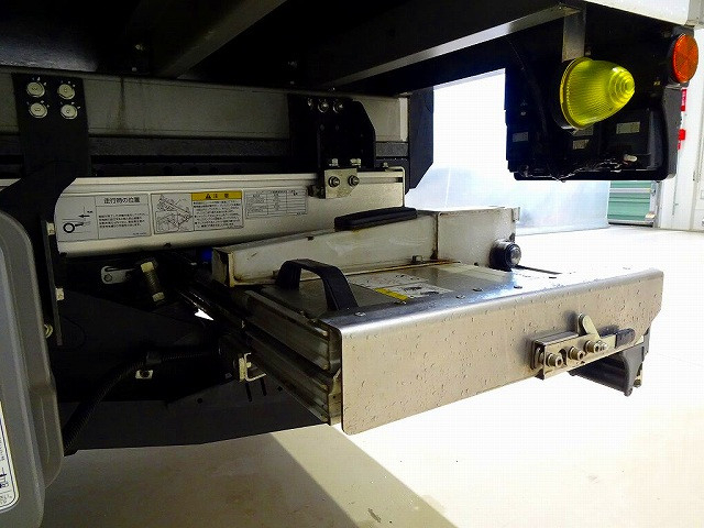 いすゞ エルフ 小型 冷蔵冷凍バン 2RG-NMR88AN(103386) 34枚目