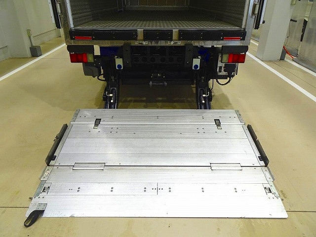 いすゞ エルフ 小型 冷蔵冷凍バン 2RG-NMR88AN(103386) 37枚目