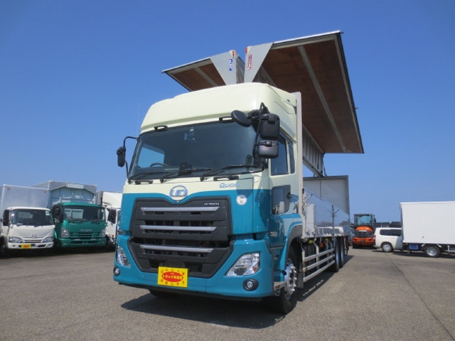 UDトラックス（日産） クオン 大型 ウィング 2PG-CD5CA(103388) 1枚目