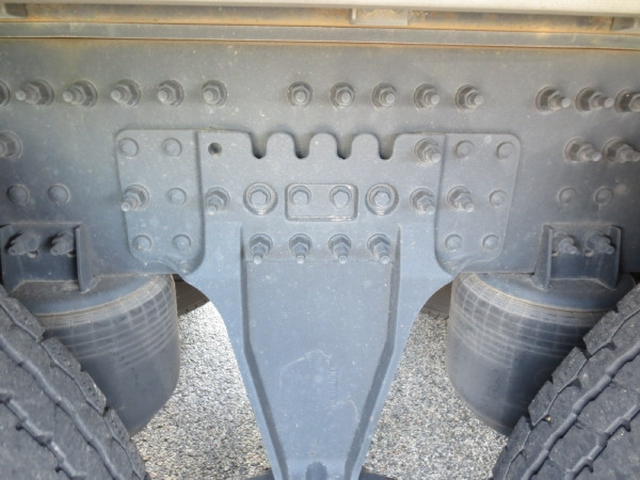 UDトラックス（日産） クオン 大型 ウィング 2PG-CD5CA(103388) 17枚目