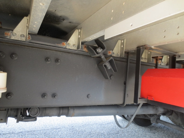 UDトラックス（日産） クオン 大型 ウィング 2PG-CD5CA(103388) 19枚目