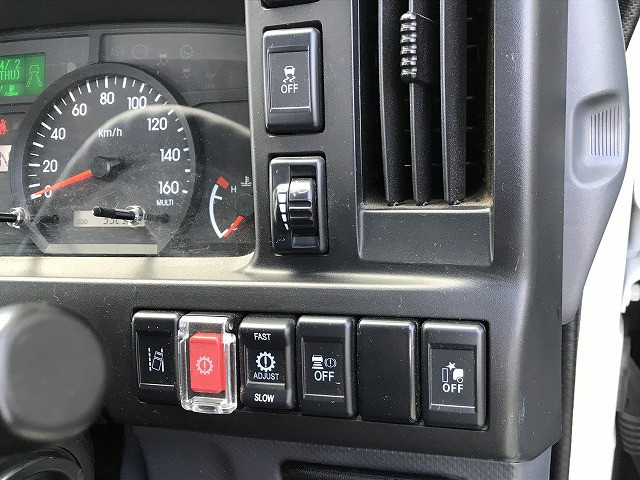 いすゞ エルフ 小型 平ボディ 2RG-NJS88A(103389) 29枚目