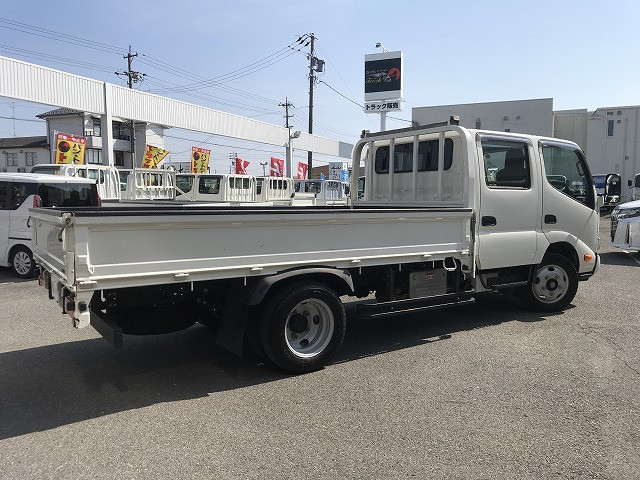 トヨタ ダイナ 小型 Wキャブ 2RG-XZU655(103391) 6枚目