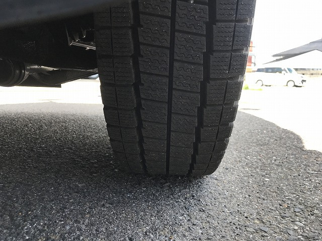 いすゞ エルフ 小型 平ボディ 2RG-NJS88A(103389) 45枚目