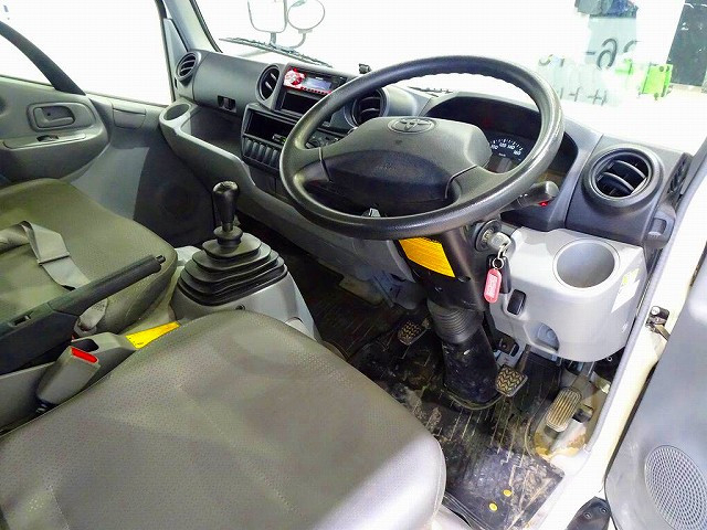 トヨタ トヨエース 小型 平ボディ LDF-KDY281(103392) 5枚目