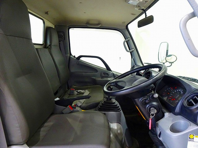 トヨタ トヨエース 小型 平ボディ LDF-KDY281(103392) 6枚目