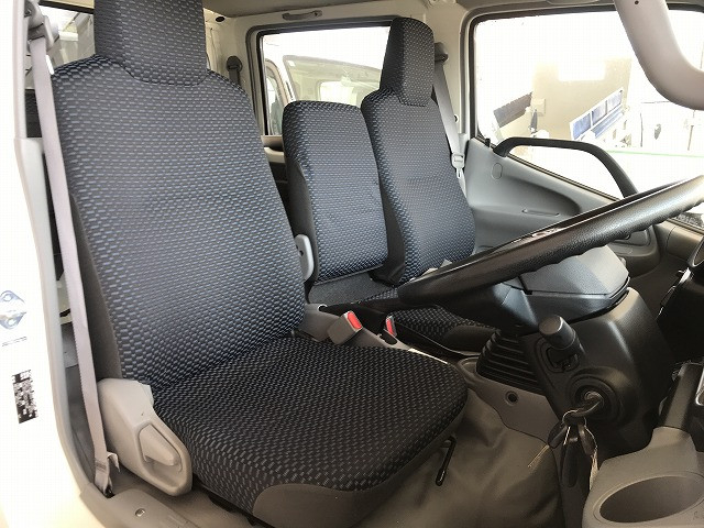 トヨタ ダイナ 小型 Wキャブ 2RG-XZU655(103391) 31枚目