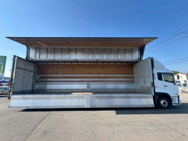 UDトラックス（日産） クオン 大型 ウィング 2PG-CG5CA(103393) 7枚目