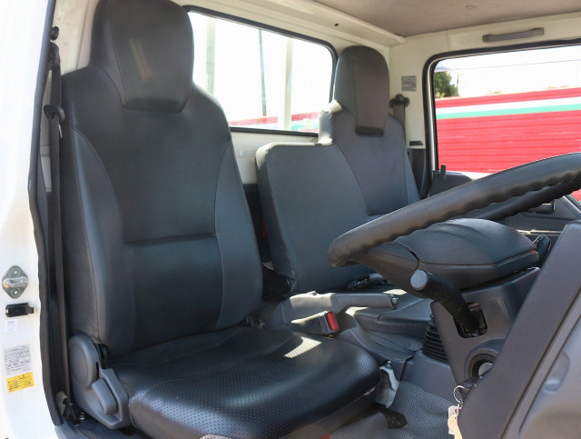 いすゞ エルフ 小型 平ボディ TPG-NJS85A(103394) 32枚目